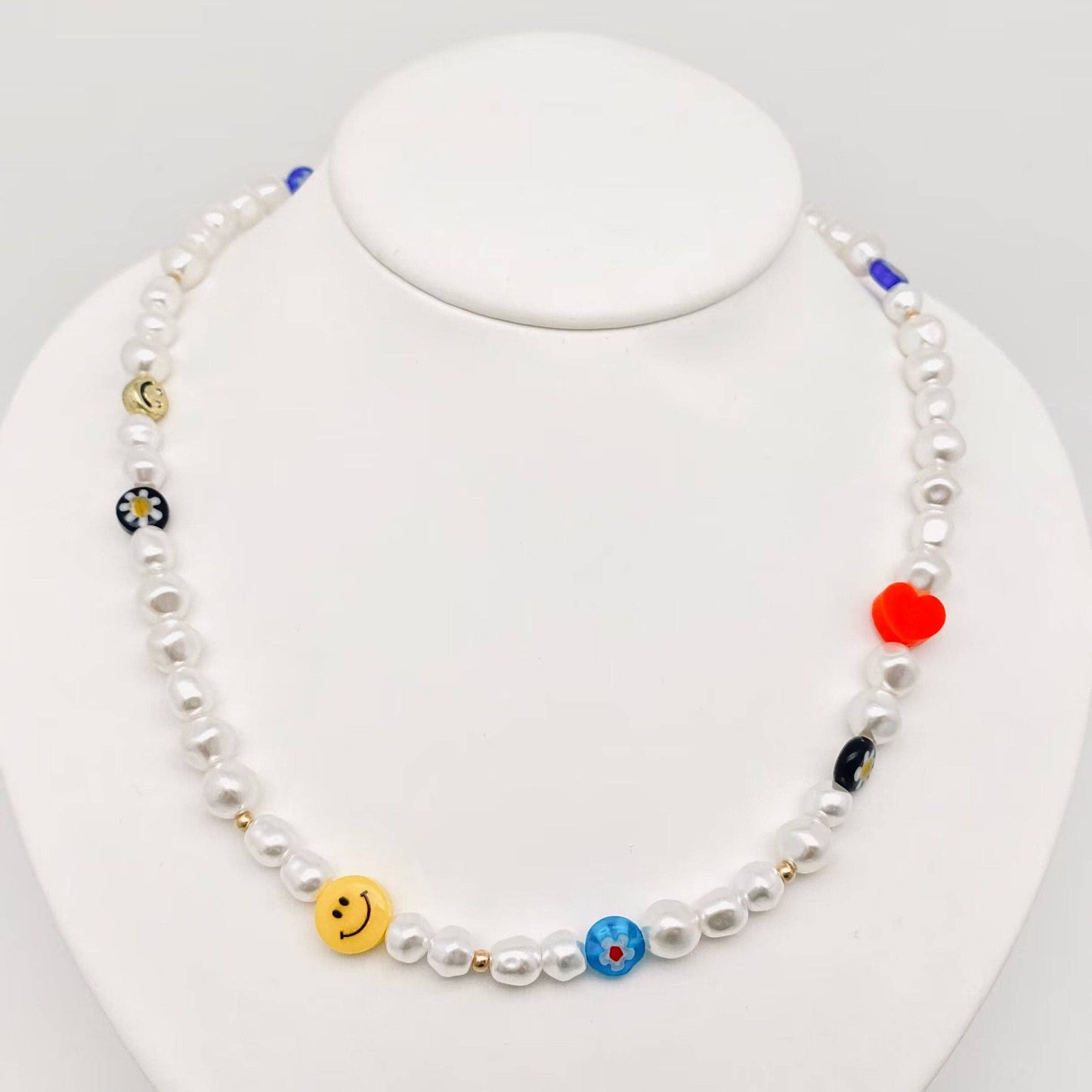 Eclectic Imitation Pearl Choker